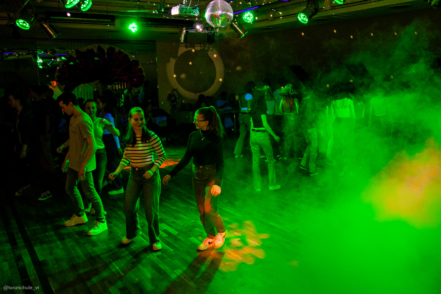 20230401 Tanzparty 5399